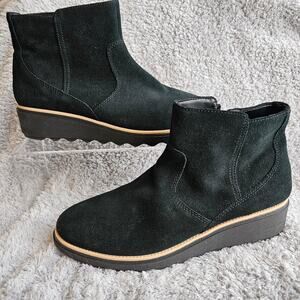 NEW Clarks Women's Sharon Swing Soft Suede Leather Ankle Boots‎ Size 10M Black
